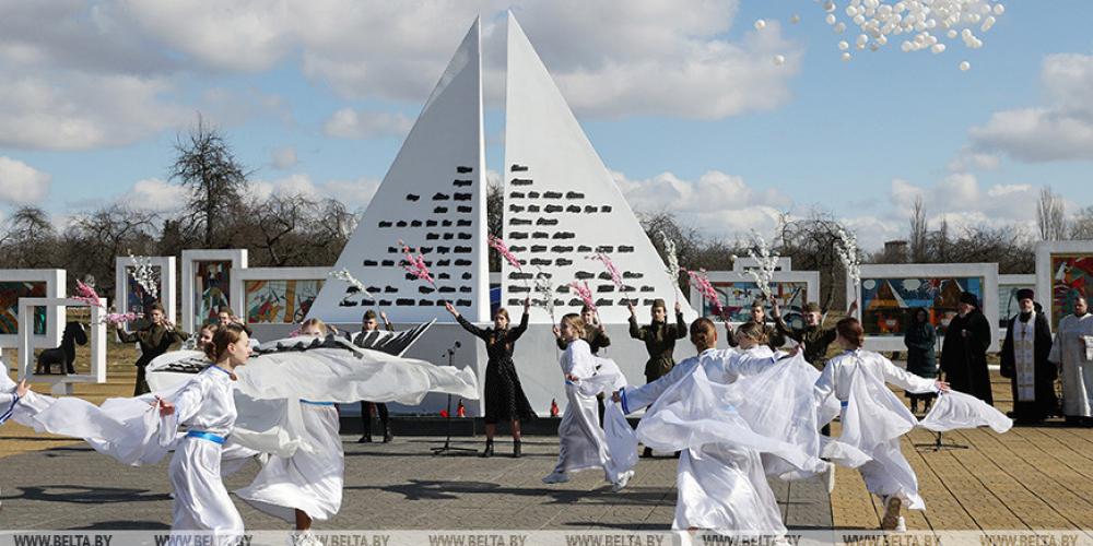 Республиканский митинг-реквием на мемориале детям-жертвам войны