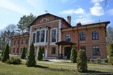 Охотничий домик князя Паскевича в п. Кореневка
