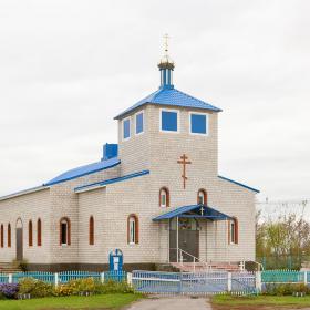 Храм Рождества Пресвятой Богородицы в Уваровичах